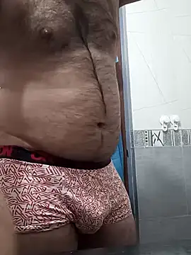 desicockandball online show from March 4, 7:01 pm