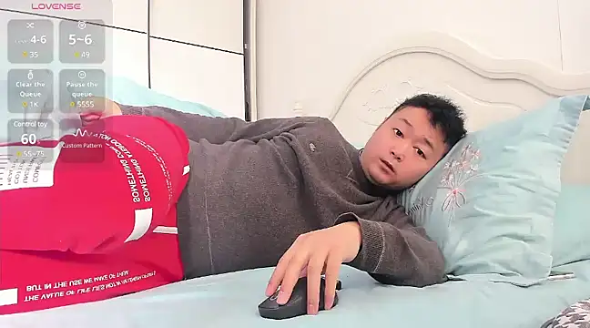 S00 online show from January 3, 1:48 am