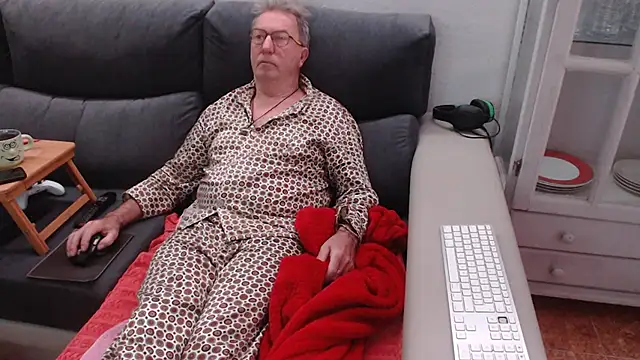 Nudelschwanz online show from February 11, 7:02 am