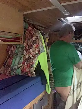 Nudelschwanz online show from March 16, 6:50 am