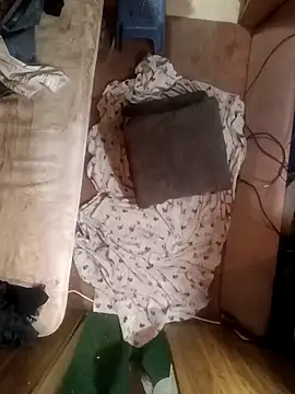 sucktraewil online show from March 10, 12:40 am