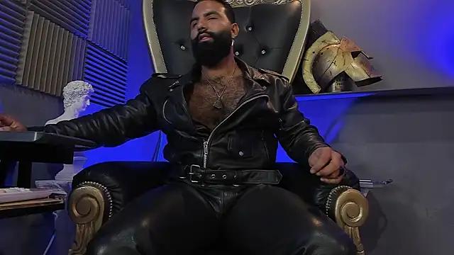 BeardAndrew online show from November 14, 3:31 am