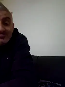 cuci45 online show from February 8, 11:09 pm