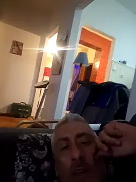 cuci45 online show from April 10, 8:38 pm