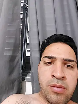 Snapshot of Jo11rge111111 chatting on October 29, 7:50 pm Jo11rge111111 online show from October 29, 7:50 pm