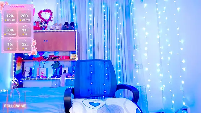 Aleexx    online show from February 2, 12:35 pm