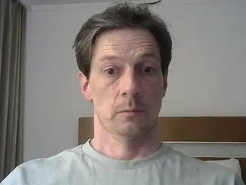 snowypaul11 online show from April 20, 7:49 pm