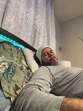 Cristian-Brayan online show from February 2, 11:35 pm