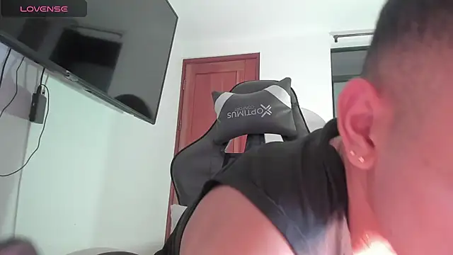 joss 111 online show from October 3, 3:22 am