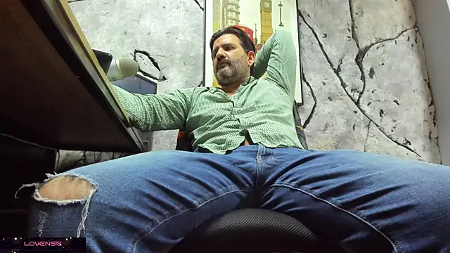 Maxi TheBigDaddy online show from December 4, 11:12 pm