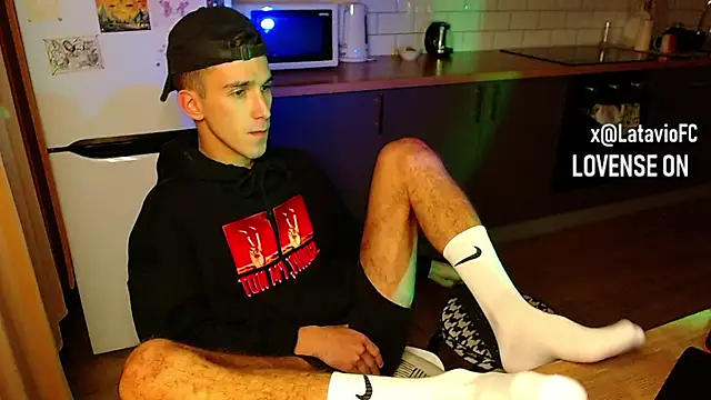 Snapshot of Midnighter_ chatting on September 22, 8:08 pm Midnighter  online show from September 22, 8:08 pm