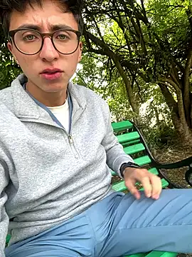 CamiRojas boy online show from June 2, 7:15 pm