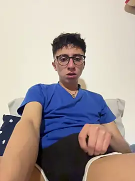 CamiRojas boy online show from December 22, 4:31 am