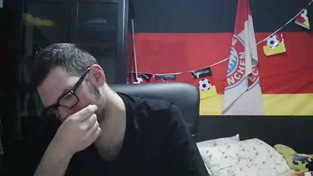 Die-geile-Sau online show from February 25, 9:38 pm