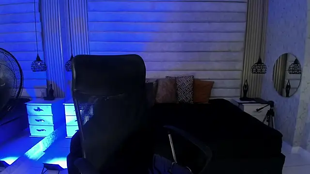 jhon bear03 online show from April 16, 11:10 am