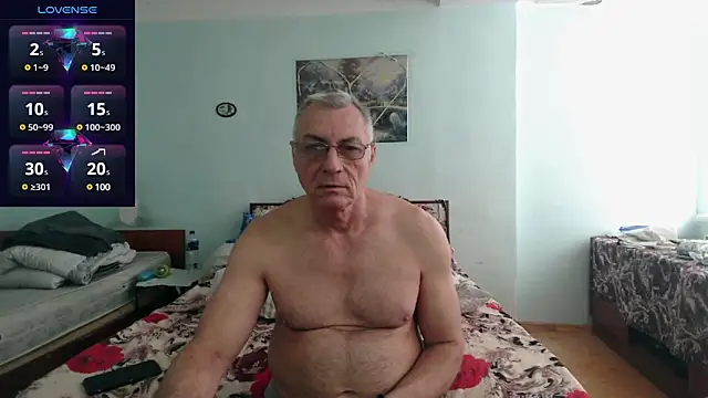 Snapshot of sexman181166 chatting on February 11, 6:40 am sexman181166 online show from February 11, 6:40 am
