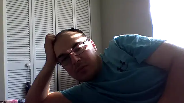 Snapshot of zman237 chatting on March 17, 1:19 pm zman237 online show from March 17, 1:19 pm