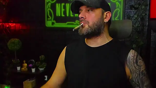 LexXHardy online show from November 10, 7:08 pm