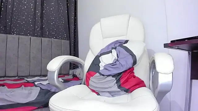 The skinnyguys online show from February 3, 11:15 pm