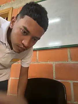 suarezz online show from September 12, 2:55 am