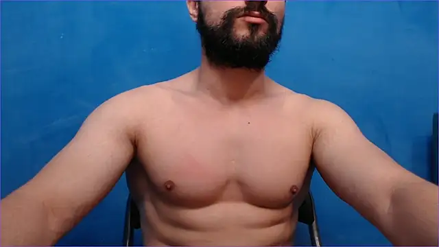Snapshot of alex_blu chatting on October 22, 7:27 pm alex blu online show from October 22, 7:27 pm