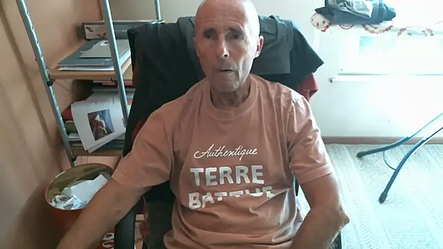 olibrius71 online show from October 7, 11:36 am