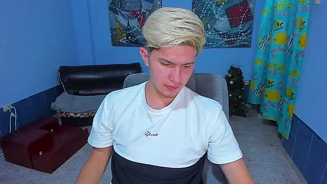 patrik 027 online show from January 15, 11:07 pm