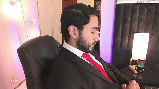 ItsMeEros online show from February 20, 9:05 pm