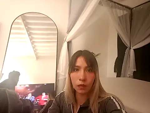 xxxvandersexxx online show from April 21, 7:47 am