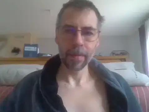 ptitcanard60600 online show from February 7, 10:40 am