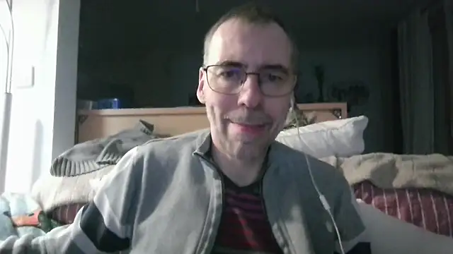 ptitcanard60600 online show from February 20, 10:11 pm