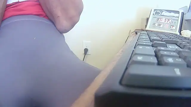 hottottrot691 online show from June 3, 2:33 pm