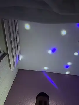 WhiteeMen online show from November 28, 9:16 pm