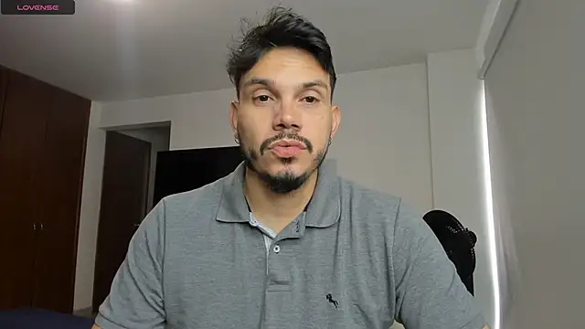 alejandro stark online show from February 23, 1:27 pm