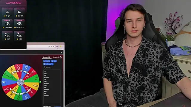 Snapshot of Vincent_Strong chatting on October 24, 1:13 pm Vincent Strong online show from October 24, 1:13 pm