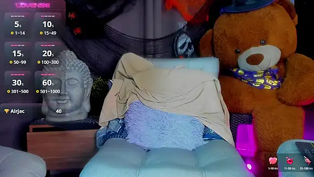 Snapshot of JacoLive chatting on October 20, 10:46 pm JacoLive online show from October 20, 10:46 pm