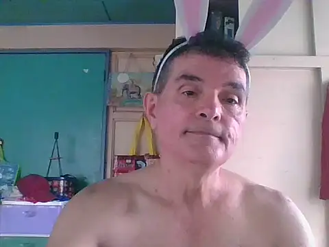 Snapshot of kavir-sebastien chatting on October 27, 8:22 pm kavir-sebastien online show from October 27, 8:22 pm