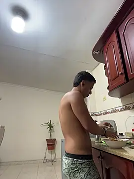 xTommy Steigerx online show from October 4, 2:11 pm