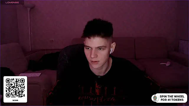 dantebigboi300 online show from December 18, 7:30 pm