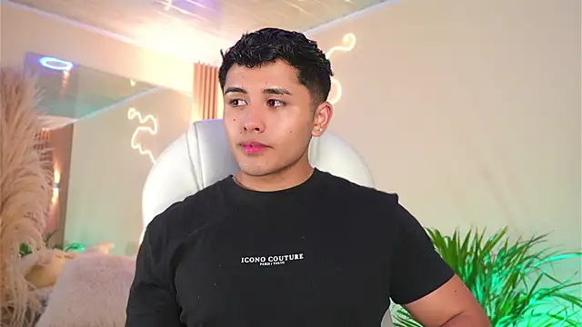 MatiasKorn online show from April 11, 7:45 am