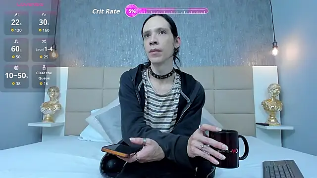 Hecatee 77 online show from March 24, 7:40 pm