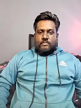 Rayansmith  online show from January 12, 10:25 pm