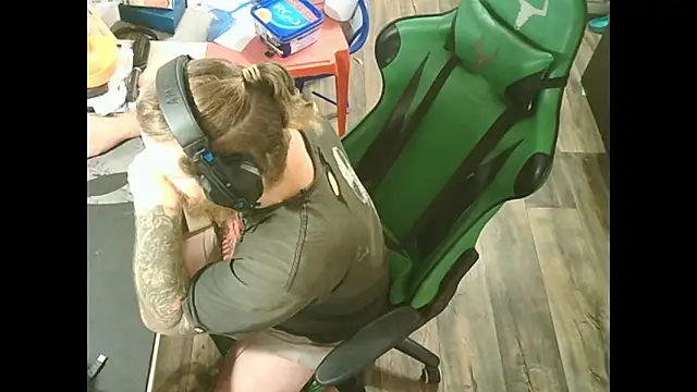 lotrando54 online show from September 29, 5:28 am